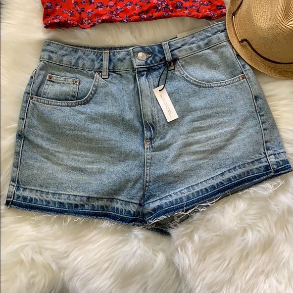 Topshop Pants - TopShop Mom Jean shorts